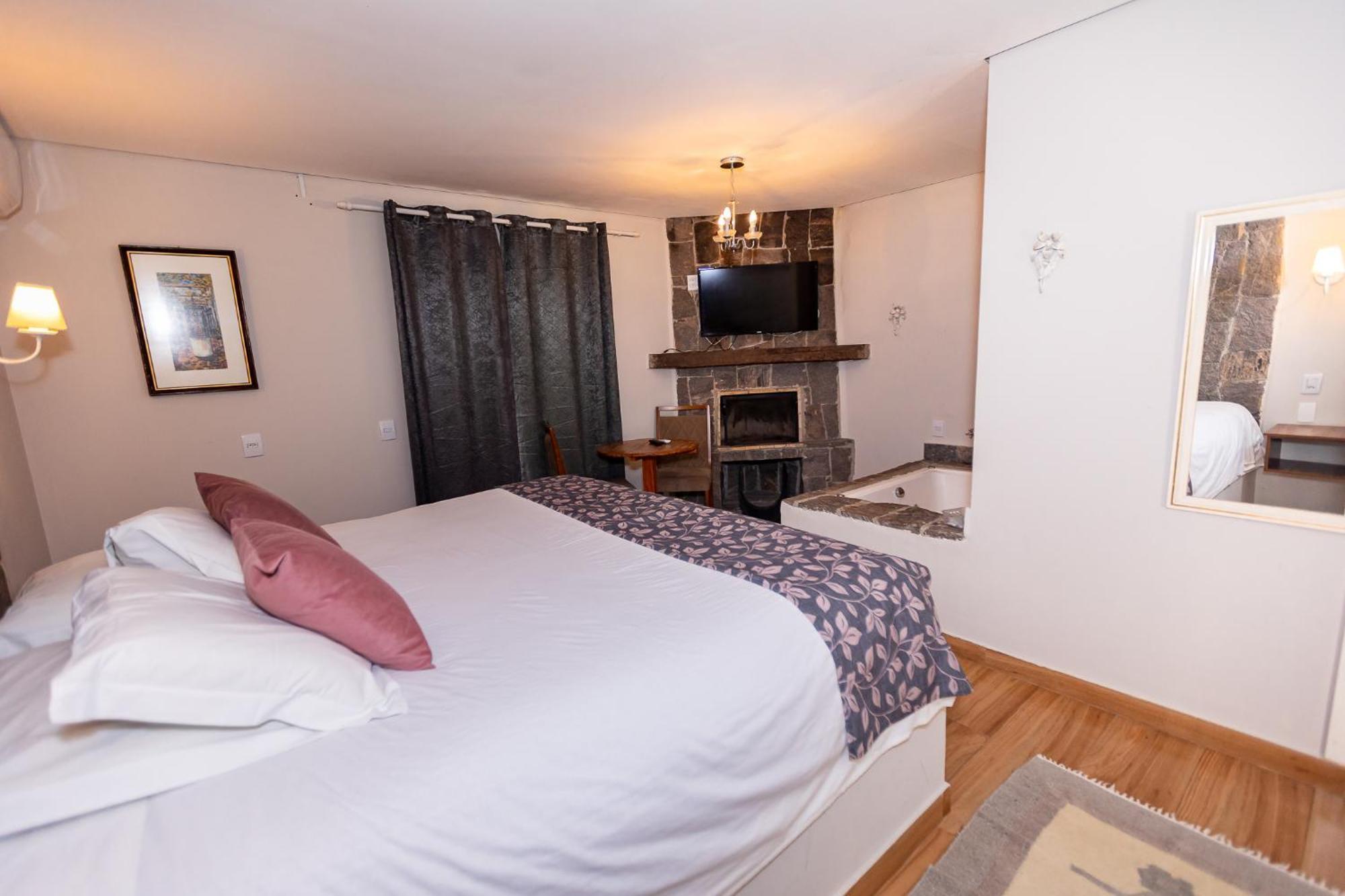 Campos do Jordão Suites E Chales Com Hidro Lareira E Ar Condicionado Villa Hegus מראה חיצוני תמונה